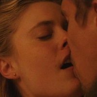 Greta Gerwig Nahé