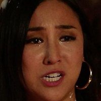 Greta Lee Nahé