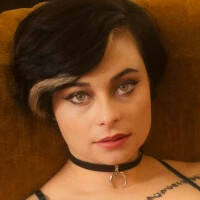 Harli Antihero Nahé