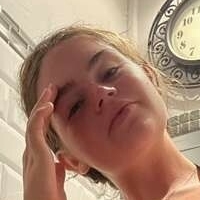 Hayley Hamilton Nahé