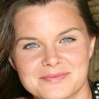 Heather Tom Nahé