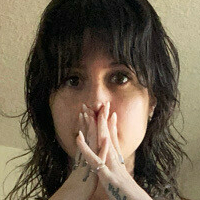 Helenfromtwitter Nahé