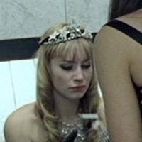 Holly Weston Nahé