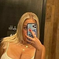 Holly Y Nahé