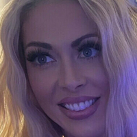 hollyhotwifevip Nahé