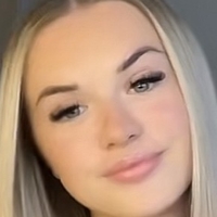 Hollyxfoster Nahé