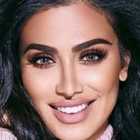 Huda Kattan Nahé