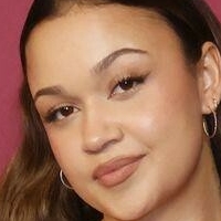 Isabella Jones Nahé