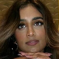 itsyourgirlshelina Nahé