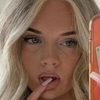 Izzy Nahé