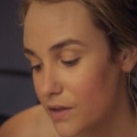 Joanna Vanderham Nahé