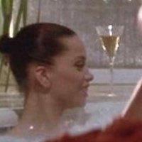 JoBeth Williams Nahé