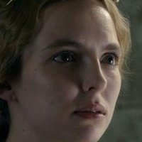 Jodie Comer Nahé