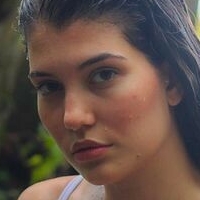 Julia Elizabete Nahé