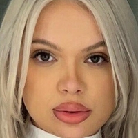 Julia Monroe Nahé