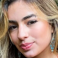 Julia Puzzuoli Nahé