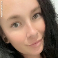 justyouraveragemum_x Nahé