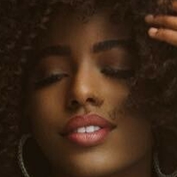 Karina Nicoldine Nahé