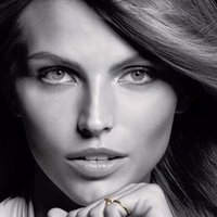Karlina Caune Nahé