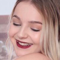 Kat Soles Nahé