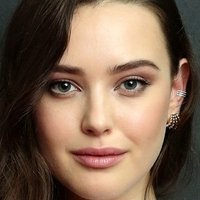 Katherine Langford Nahé