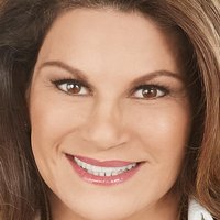 Kathy Fields Nahé