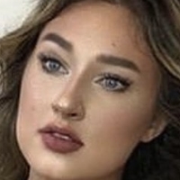 Katie Esther Nahé