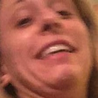 Katie Hill Nahé