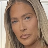 Kelly Kelly Nahé
