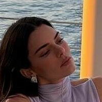 Kendall Braless Nahé