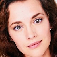 Kerry Knuppe Nahé