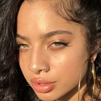 Kiana Ledé Nahé