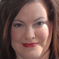 Kimberly Hyde Nahé