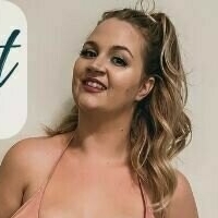 kinkycurvykatfree Nahé