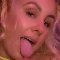Kitty Kushman Nahé