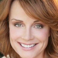 Kristin Carey Nahé