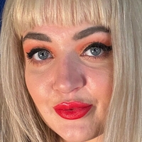 Lana Wolf Nahé