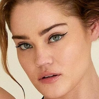 Laney DeGrasse Nahé