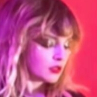 Lauren Mayberry Nahé