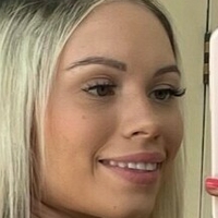 laylabrooks0 Nahé