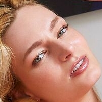 Lee Anne Nahé