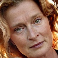 Lena Endre Nahé