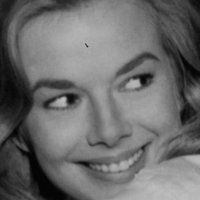Leslie Parrish Nahé