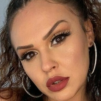 Lexi Love Nahé