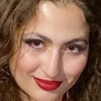 Lili M Nahé