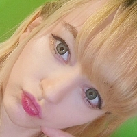 Lilith Lovett Nahé