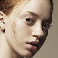 Lily Newmark Nahé