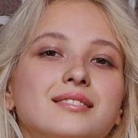 Lily Shawn Nahé