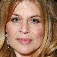 Linda Hamilton Nahé
