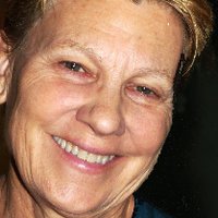 Lindsay Crouse Nahé